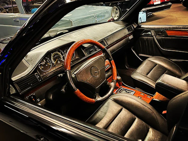 1995 Mercedes-Benz E320 AMG 5