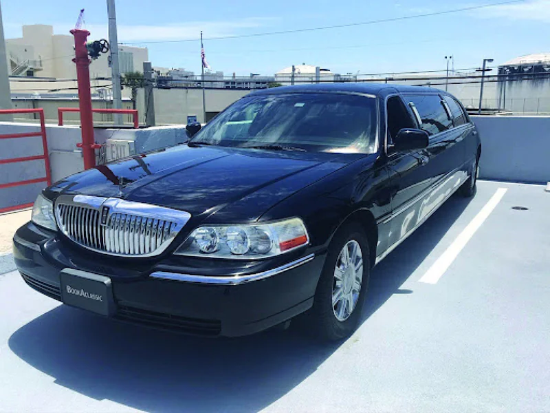 2011 Lincoln Krystal Limousine
