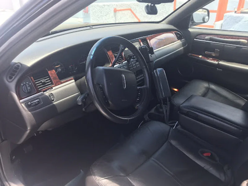2011 Lincoln Krystal Limousine