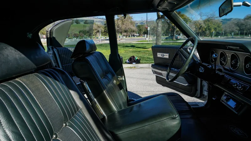1970 Ford Thunderbird 7
