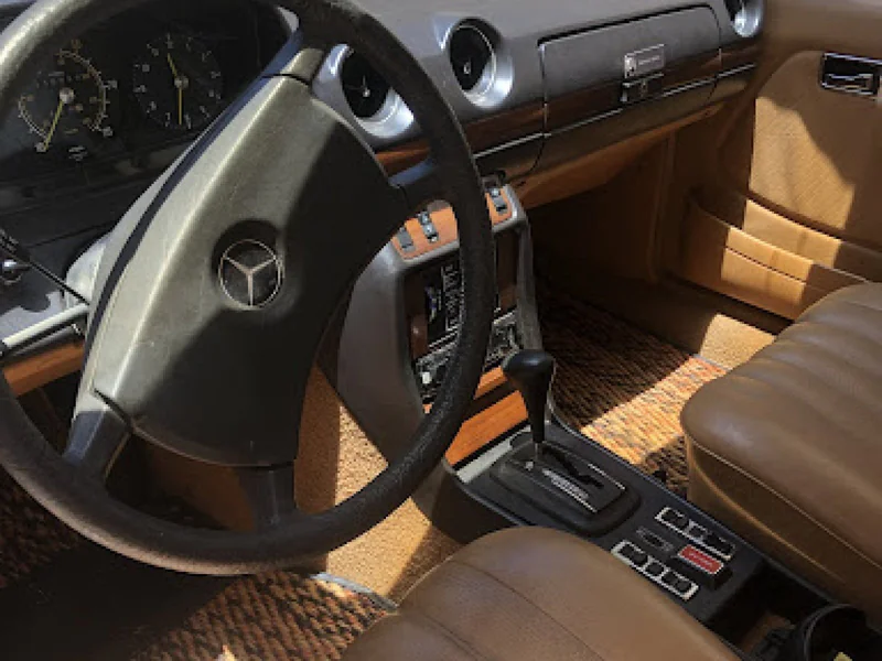 1980 Mercedes-Benz 300 D 4