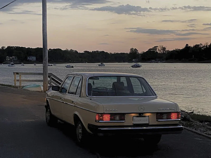 1982 Mercedes-Benz 300D TD 3
