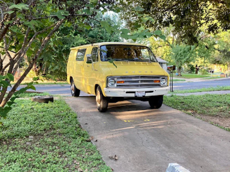 1974 Dodge Tradesman B300 5