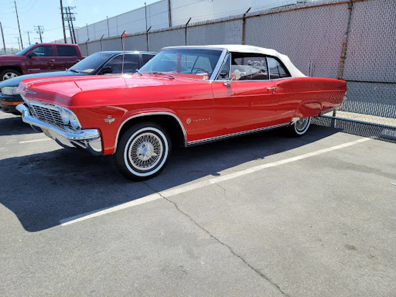 1965 Chevrolet Impala 2