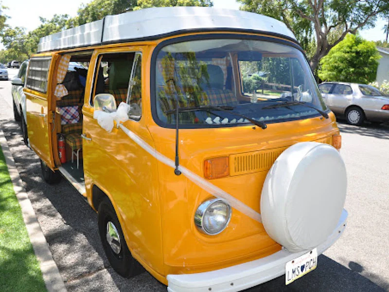 1977 Volkswagen Camper 2