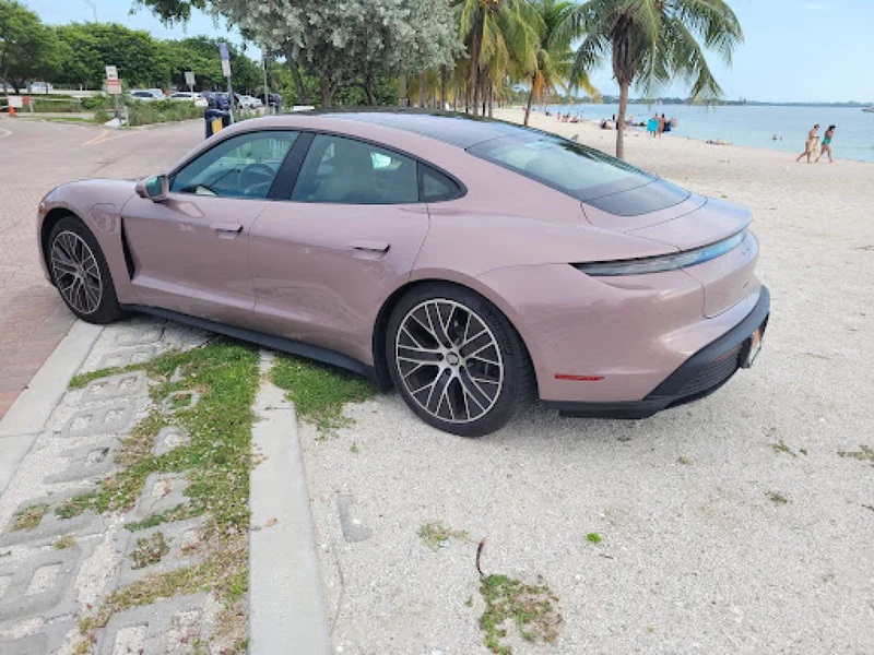 2021 Porsche Taycan 3