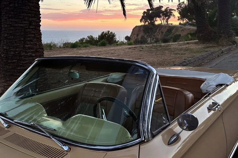 1963 Chevrolet Corvair Monza 29