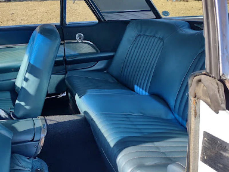 1962 Ford Thunderbird 390 8