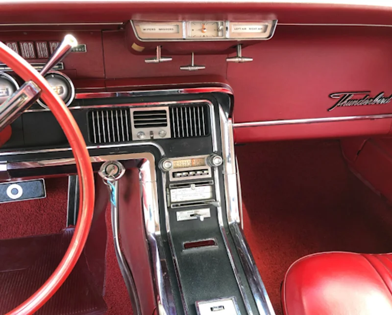 1965 Ford Thunderbird