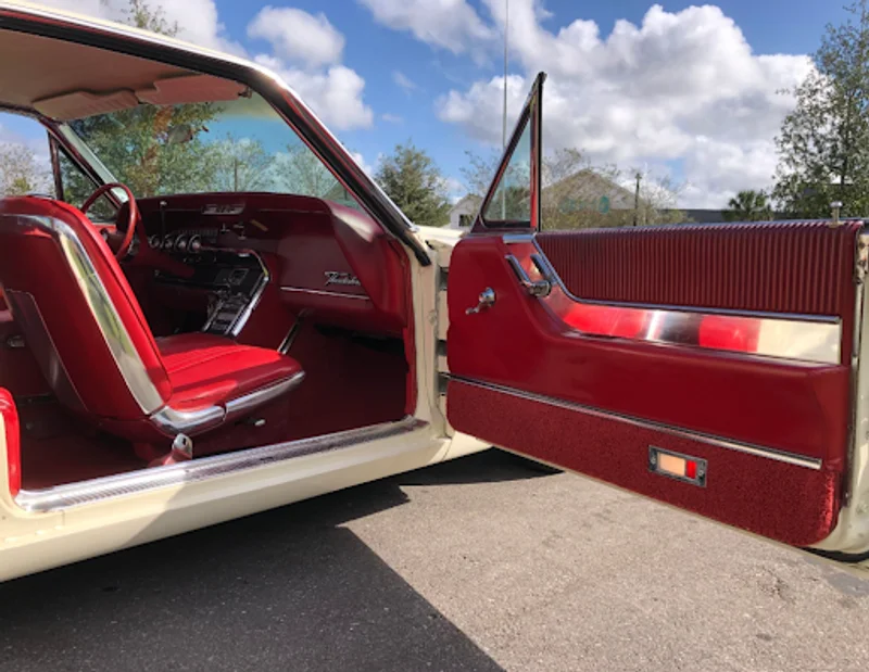 1965 Ford Thunderbird