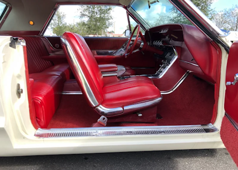 1965 Ford Thunderbird
