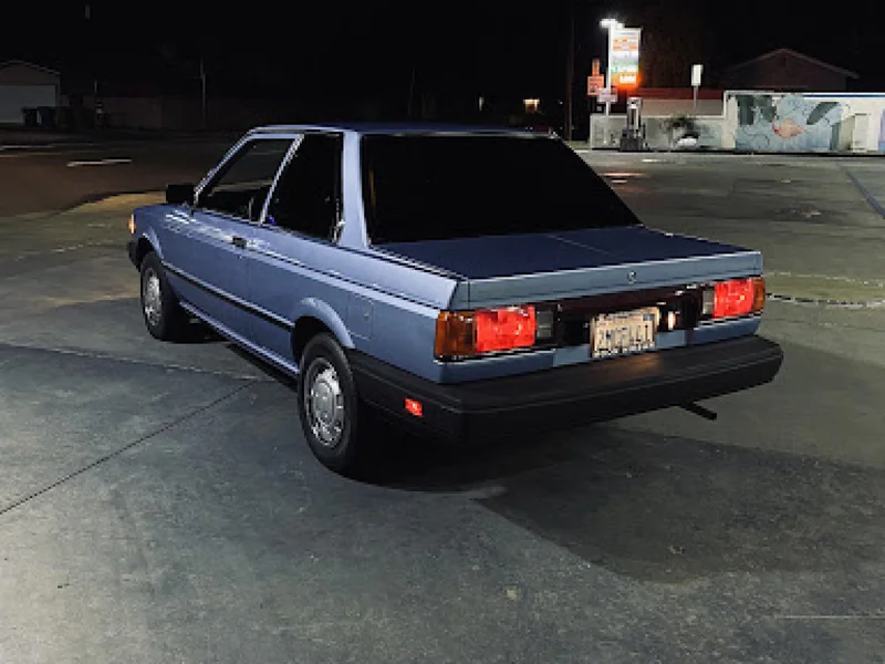 1989 Nissan Sentra 9