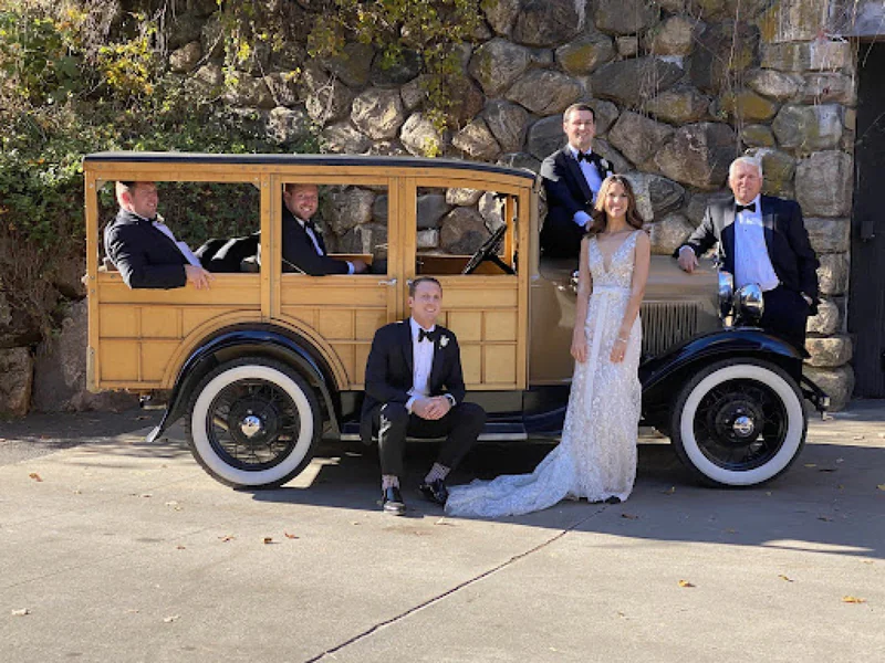 1930 Ford Woody Station Wagon 2