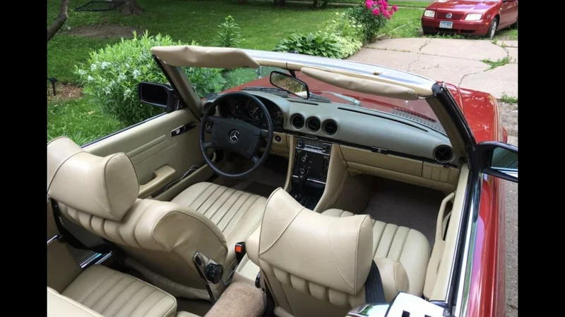 1977 Mercedes-Benz 450 SL 2