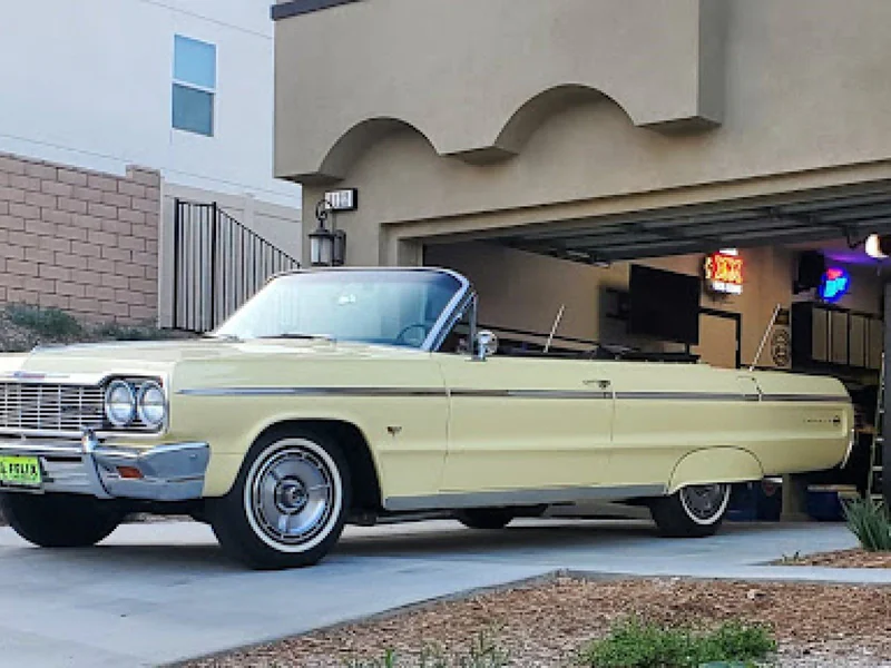 1964 Chevrolet Impala Super Sport Convertible 2
