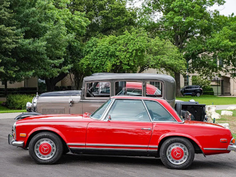 1972 Mercedes-Benz 280SL 3