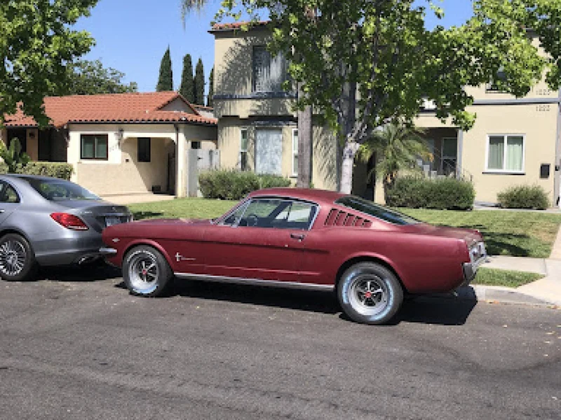 1965 Ford Mustang Fastback 2