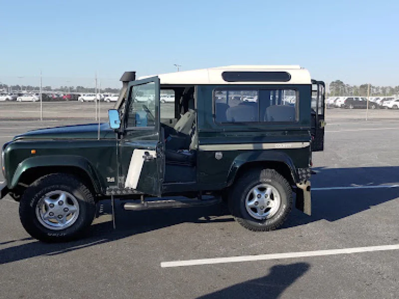 1997 Land Rover Defender D90 4