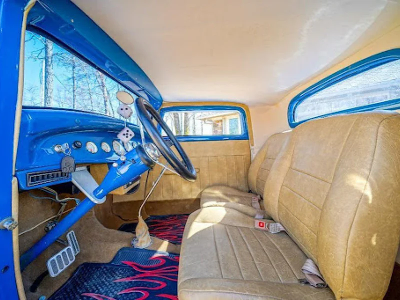 1932 Ford 3 Window Coupe 3