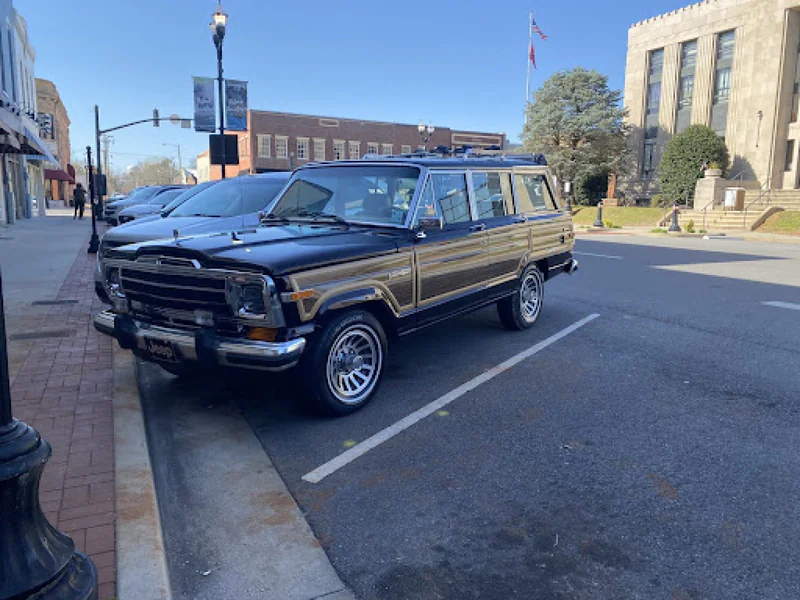 1990 Jeep Grand Wagoneer