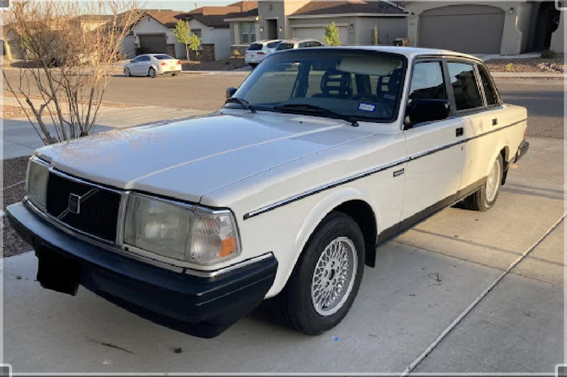 1993 Volvo 240 4