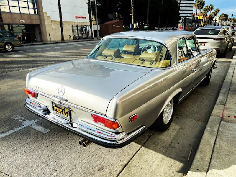 1970 Mercedes-Benz 280se None 6