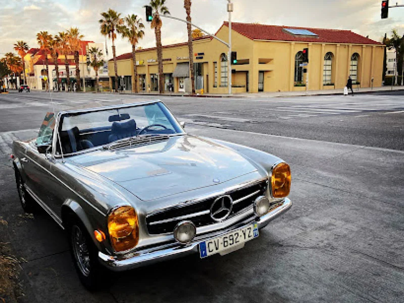 1970 Mercedes-Benz 280SL Pagoda none 3