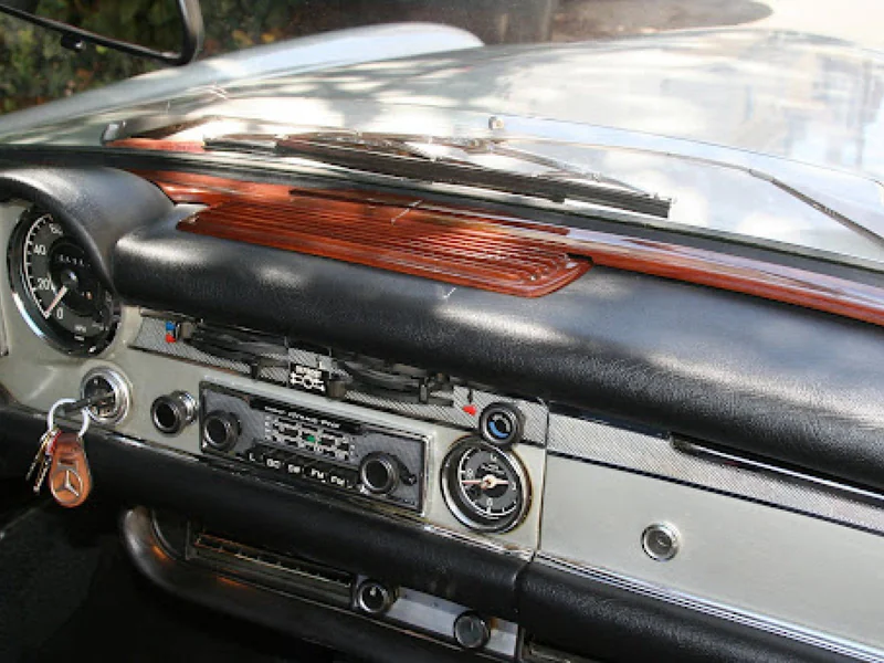 1970 Mercedes-Benz 280SL Pagoda none 6