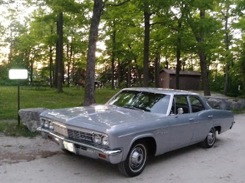 1966 Chevrolet Impala 4 Door Sedan 6