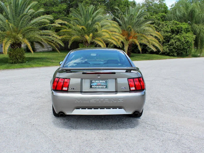 2001 Ford Mustang Gt 10