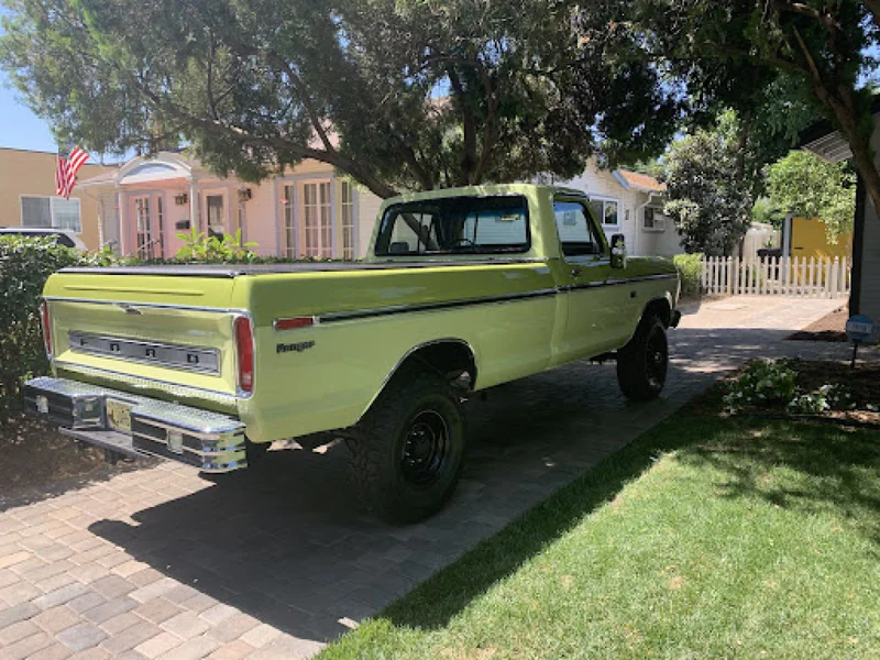 1975 Ford F-250 in Riverside 7