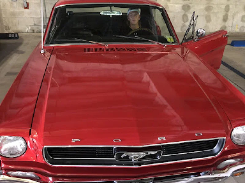 1965 Ford Mustang 4