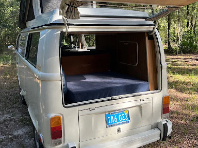1973 Volkswagen Westfalia Camper Bus