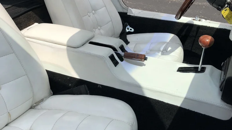 1975 Bricklin SV-1 7