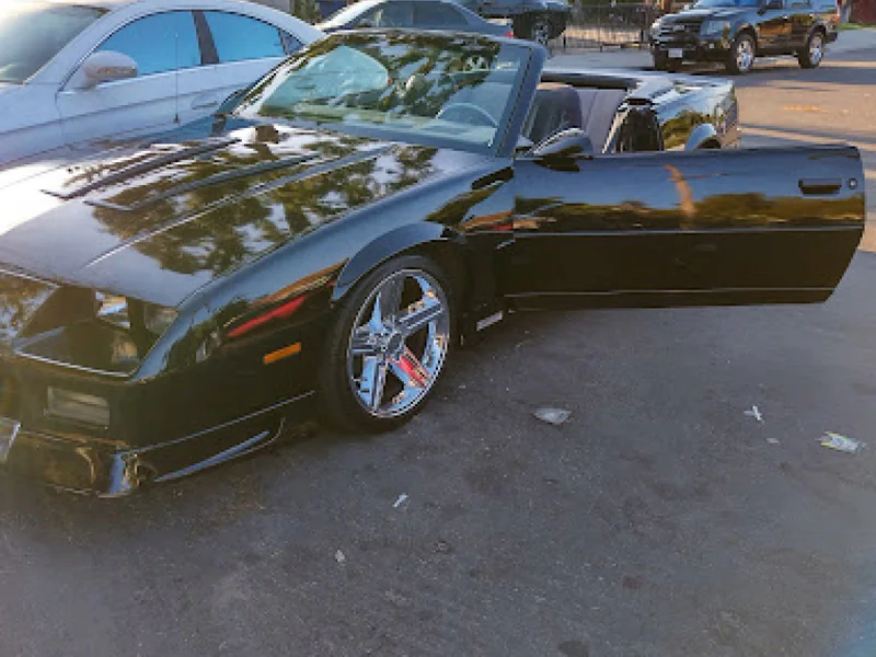 1991 Chevrolet Camaro in Los Angeles 2