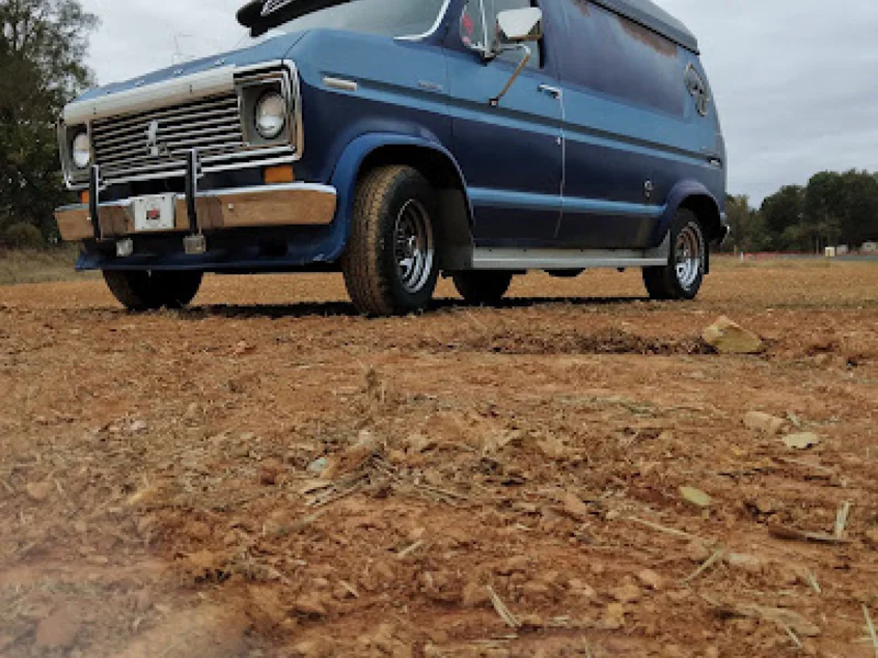 1977 Ford E-150 Custom 8