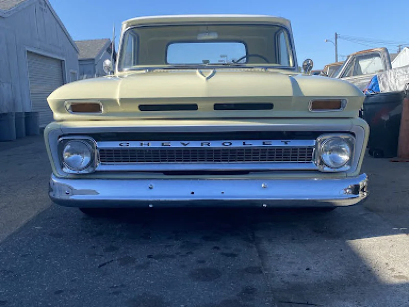 1965 Chevrolet C10 Deluxe Fleetside