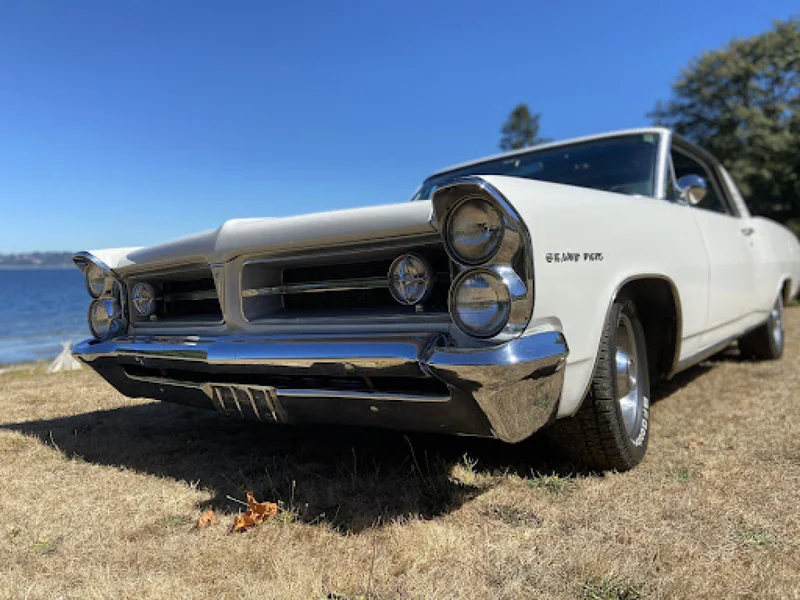 1963 Pontiac Grand Prix 9