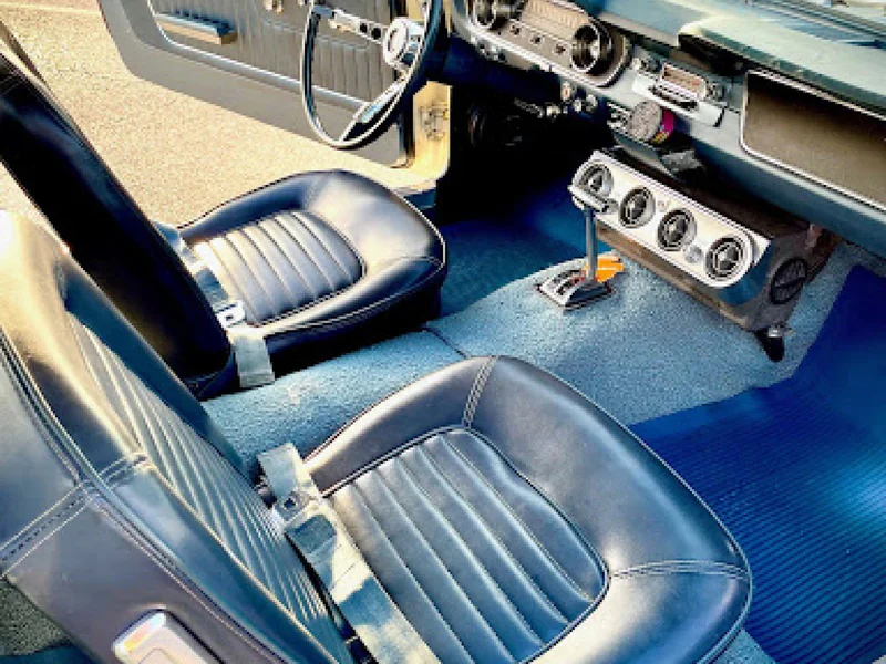 1965 Ford Mustang 2