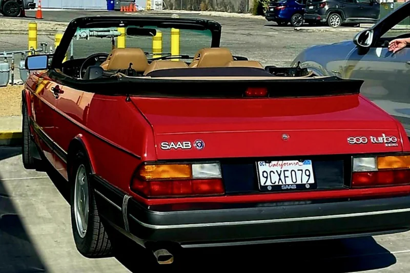 1994 Saab 900 Convertible 9