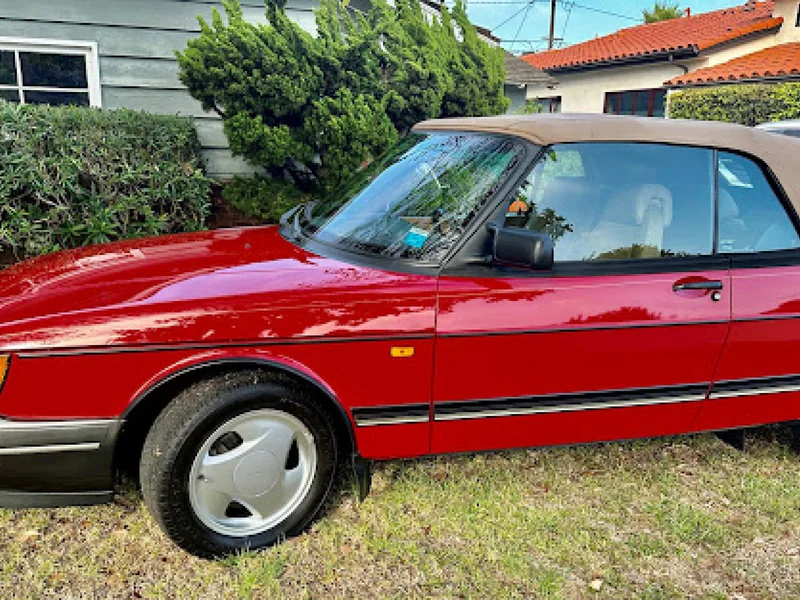 1994 Saab 900 Convertible 8