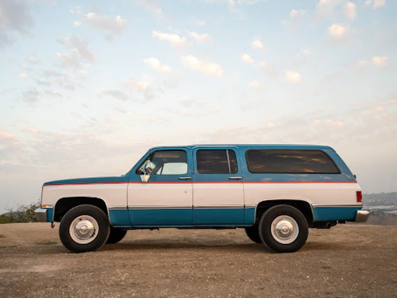 1989 GMC Suburban 3