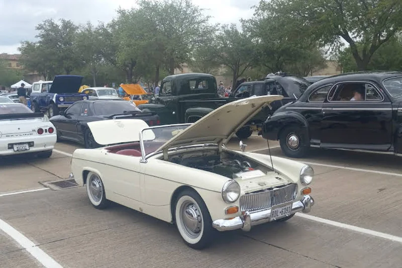 1963 MG Midget Convertible 13