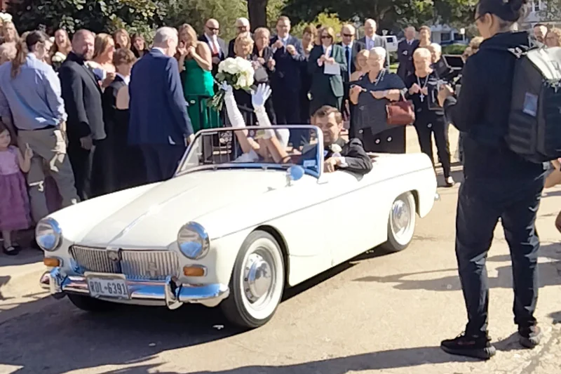1963 MG Midget Convertible 18