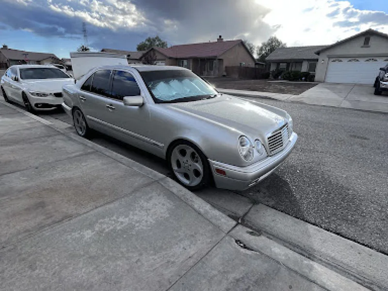1999 Mercedes-Benz E320 5