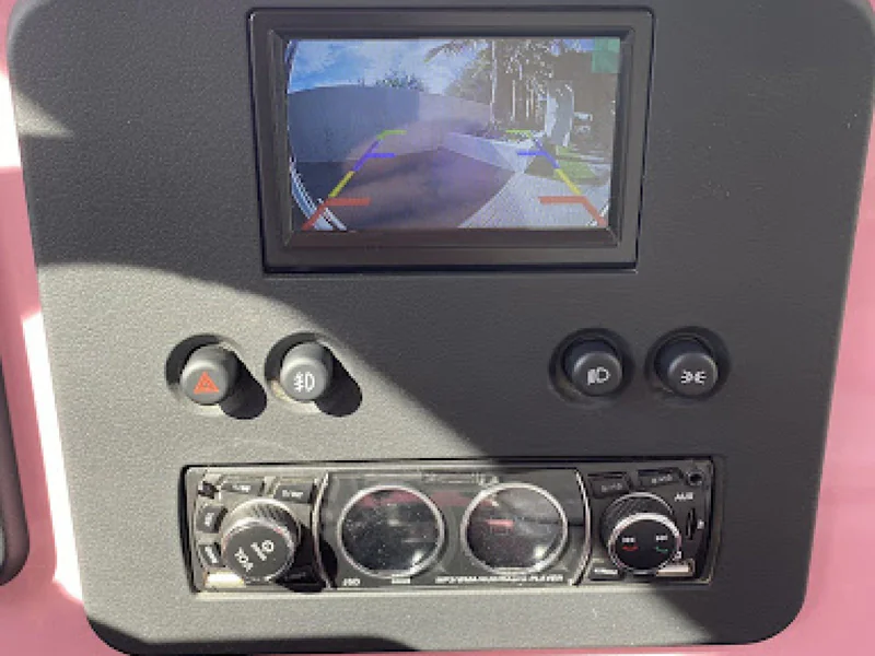 2021 Mini Moke 8