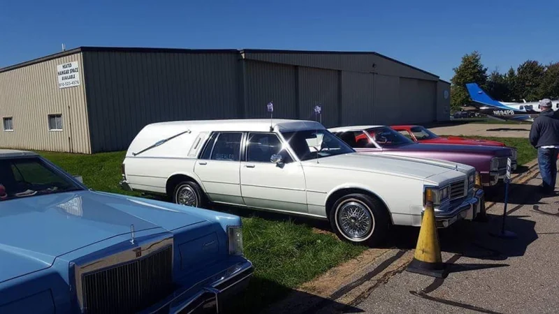 1985 Oldsmobile Hearse in Ferndale 5