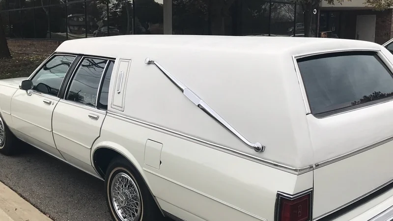1985 Oldsmobile Hearse in Ferndale 9