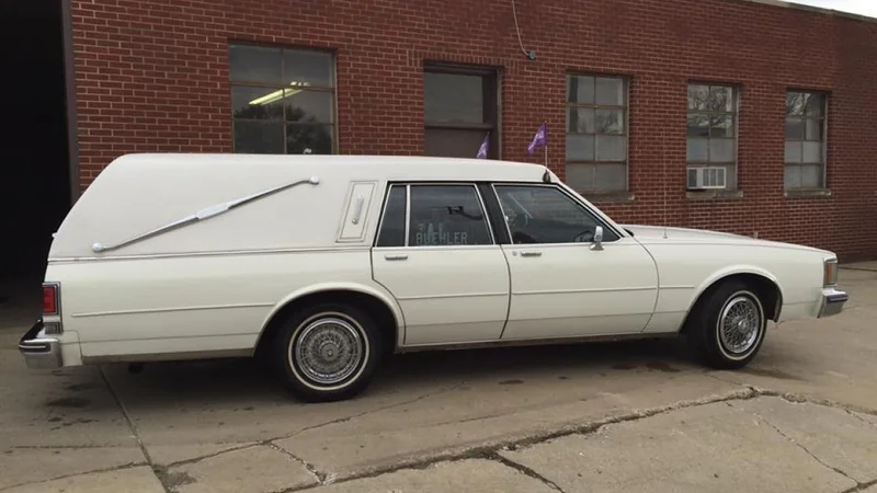 1985 Oldsmobile Hearse in Ferndale 2