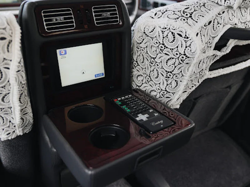 1997 Toyota Century 3